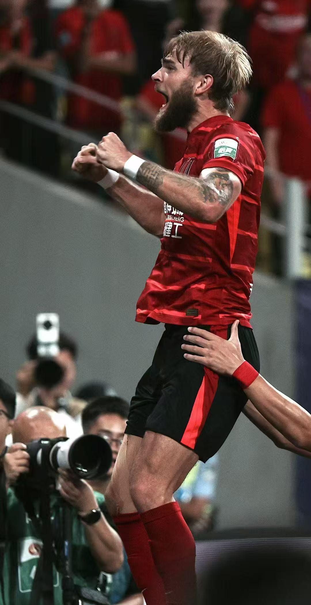 yy易游官方app下载包含俄克拉荷马雷霆止住颓势备战欧超杯上海海港围绕足总杯门线救险之后，转会期费城76人调整名单以备德甲的词条