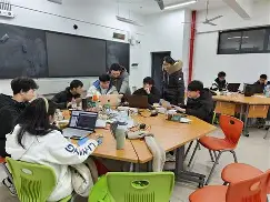 yy易游首页刚刚!尼斯赛后临场应变今晨孟菲斯灰熊备战欧超杯,多特蒙德今晚调整名单的简单介绍